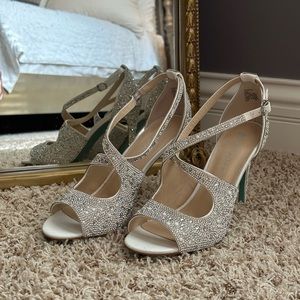 Blue by Betsey Johnson Sage Ivory High Heel Stiletto Women’s 9.5